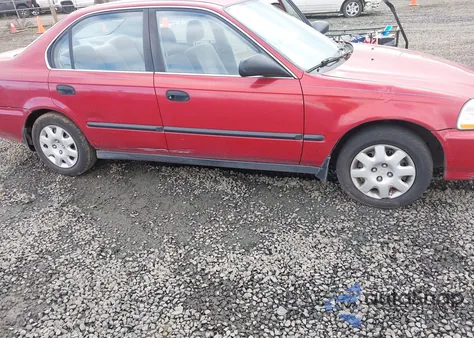 1998 Honda Civic Lx z USA, uszkodzony, nr VIN 1HGEJ6673WL002814